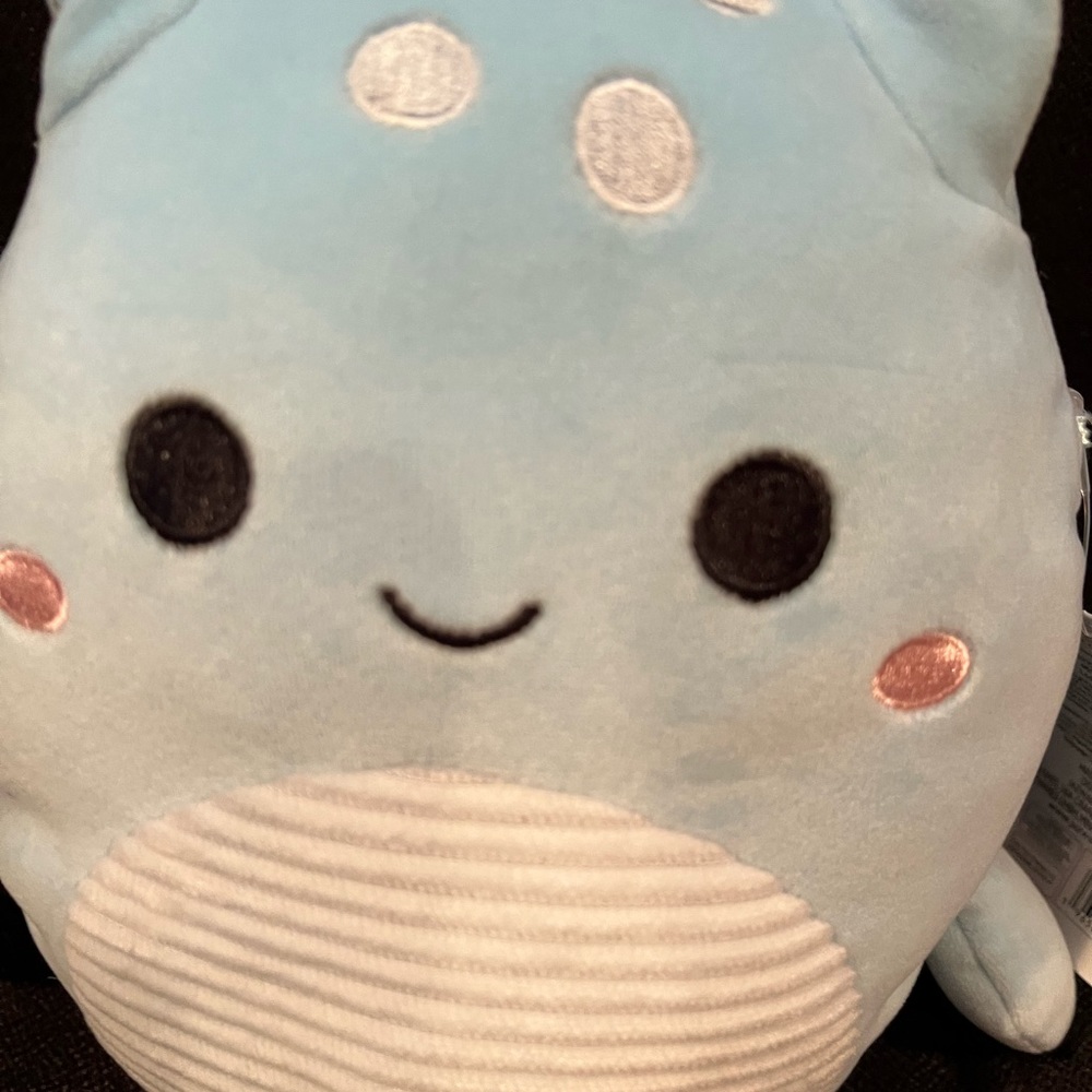 Lune squishmallow - Picture 2 of 4